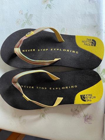 Slippers - The North Face - 37 beschikbaar voor biedingen