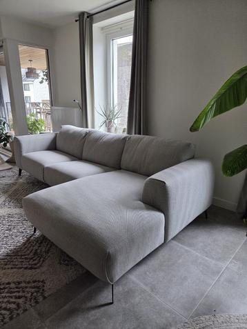 Zetel Hoeksalon BE LOVELY/CALVARO beschikbaar voor biedingen