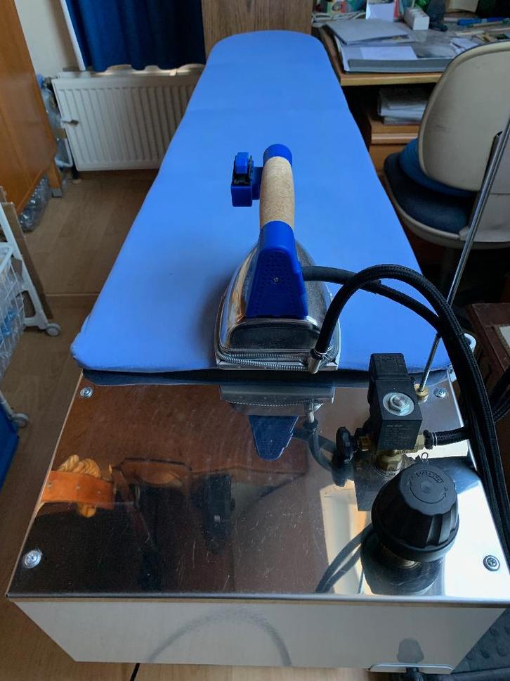 Professioneel Italiaans strijkijzer Comelux Maxi C., Electroménager, Fers à repasser & Planches à repasser, Comme neuf, Fer à repasser avec cordon