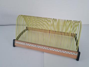 vintage LP rek, platenrek, platenhouder voor 50 LP's beschikbaar voor biedingen