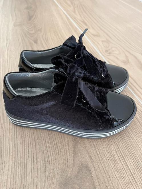 Prachtige merk schoenen maat 29 - nieuwstaat, Kinderen en Baby's, Kinderkleding | Schoenen en Sokken, Zo goed als nieuw, Schoenen