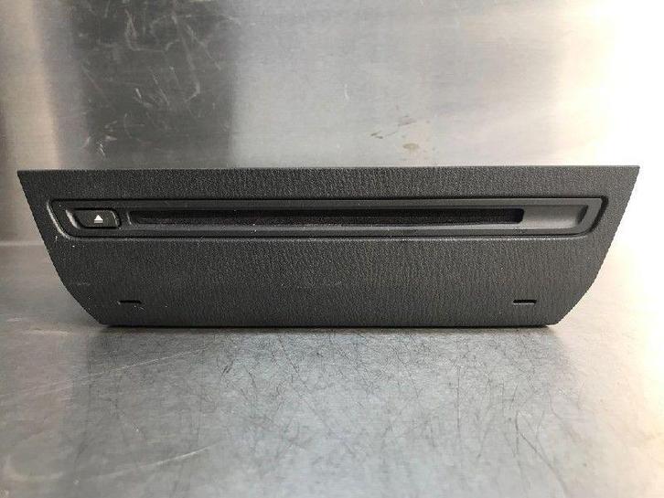 CD SPELER Mazda 3 (BM / BN) (|BHP3669G0C|MD490446|), Auto-onderdelen, Overige Auto-onderdelen, Mazda, Gebruikt