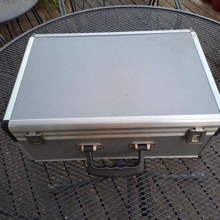 CD-Koffer met 60 klassieke meesterwerken, Cd's en Dvd's, Cd's | Klassiek, Zo goed als nieuw, Boxset, Ophalen of Verzenden