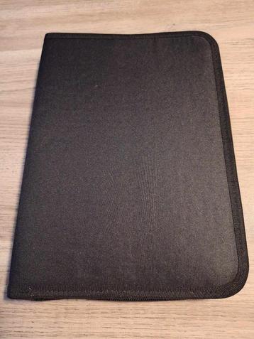 MATERIEL/Trousse beschikbaar voor biedingen