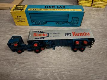 Lion Car DAF 2600 remia met doos, Ophalen, Zo goed als nieuw