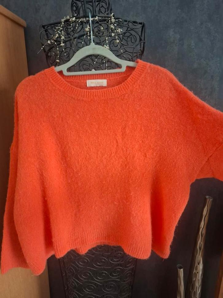 Joli pull orangé  chaud doux Mika Elles TU, Vêtements | Femmes, Pulls & Gilets, Comme neuf, Taille 38/40 (M), Enlèvement ou Envoi