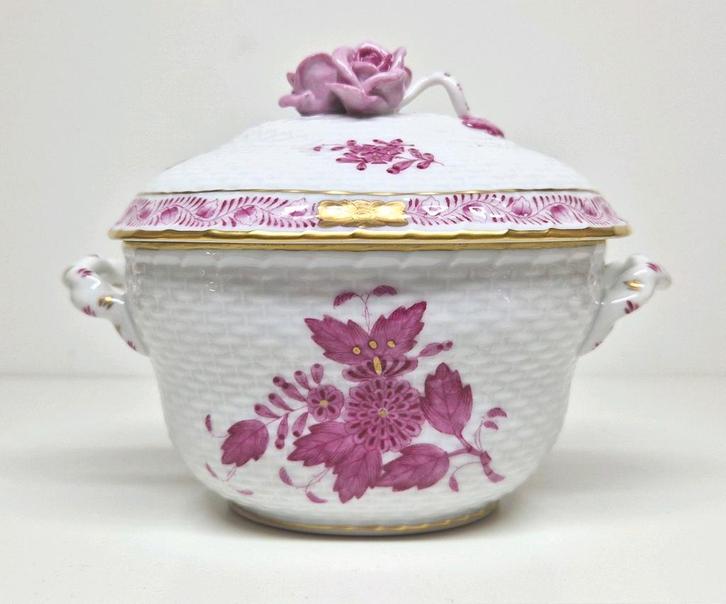 Herend dekselpot Apponyi raspberry decor, Hongarije 20e eeuw, Antiek en Kunst, Antiek | Porselein, Ophalen of Verzenden