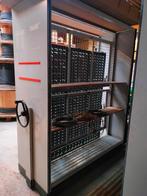 Armoires à roulettes, Enlèvement