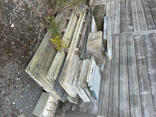 lot betonnen platen en natuurstenen stukken, Tuin en Terras, Tegels en Klinkers, Ophalen of Verzenden