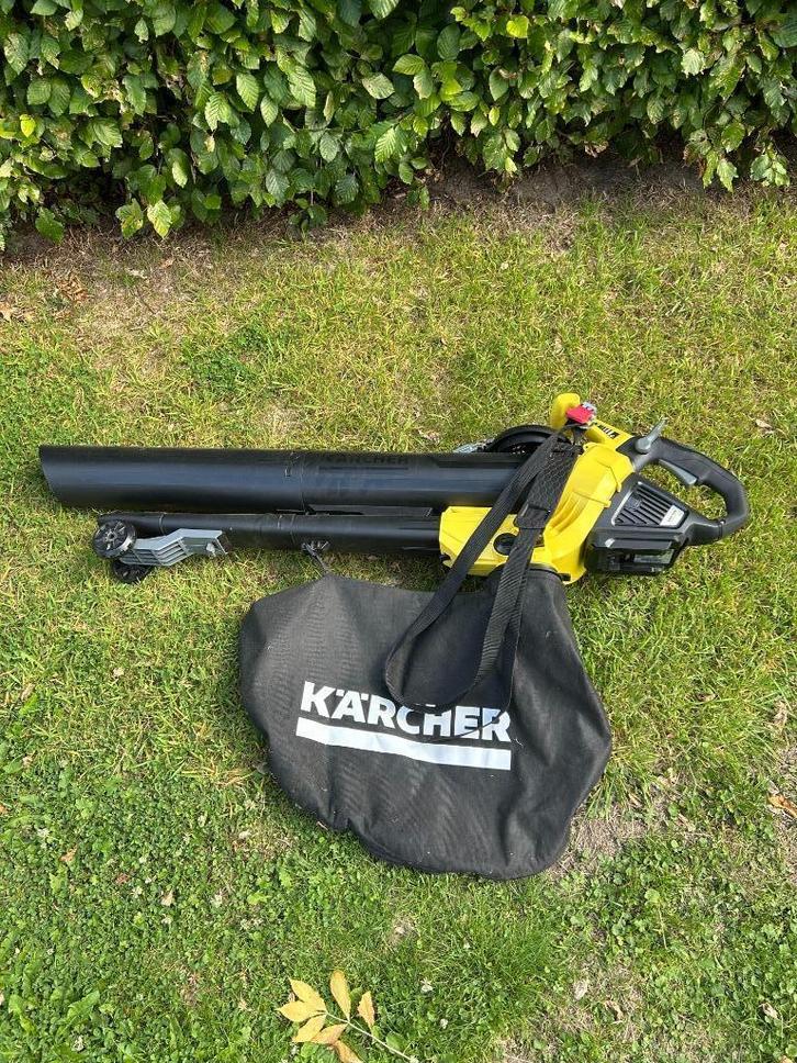 Kärcher bladblazer, Tuin en Terras, Bladblazers, Zo goed als nieuw, Handgedragen, Accu, Met opvangzak, Met neuswiel, Met zuigfunctie