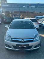 Opel Astra GTC // Benzine, Bedrijf, Handgeschakeld, 1364 cc, Xenon verlichting