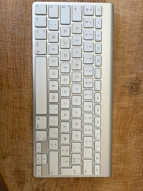 Apple draadloos toetsenbord, Computers en Software, Toetsenborden, Zo goed als nieuw, Draadloos, Ophalen of Verzenden