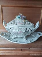 1 milieu de table en céramique de Bassano Capodimonte decor, Antiek en Kunst, Antiek | Keramiek en Aardewerk, Ophalen