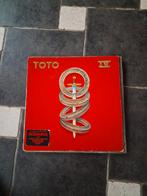 Toto, Ophalen