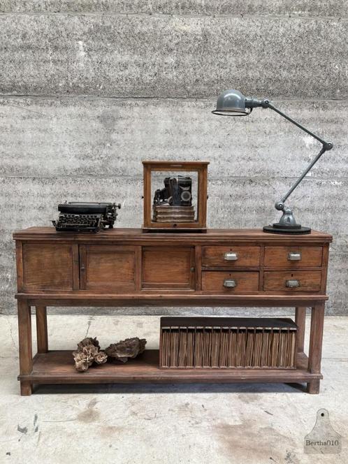 Antiek Engelse sidetable ideaal smal dressoir, Huis en Inrichting, Tafels | Sidetables, Zo goed als nieuw, 25 tot 50 cm, 150 tot 200 cm