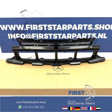W176 A KLASSE FACELIFT AMG BUMPER ROOSTER VOORBUMPER MIDDEN  beschikbaar voor biedingen