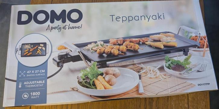 Teppanyaki 47 cm DOMO ongebruikt, NIEUW, Electroménager, Plaques de gril, Neuf, Enlèvement ou Envoi