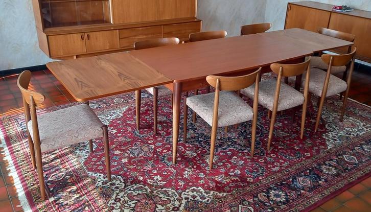 „Paola” tafel en stoelen Oswald Vermaercke V-form 1961, Huis en Inrichting, Woonaccessoires | Overige, Zo goed als nieuw, Ophalen