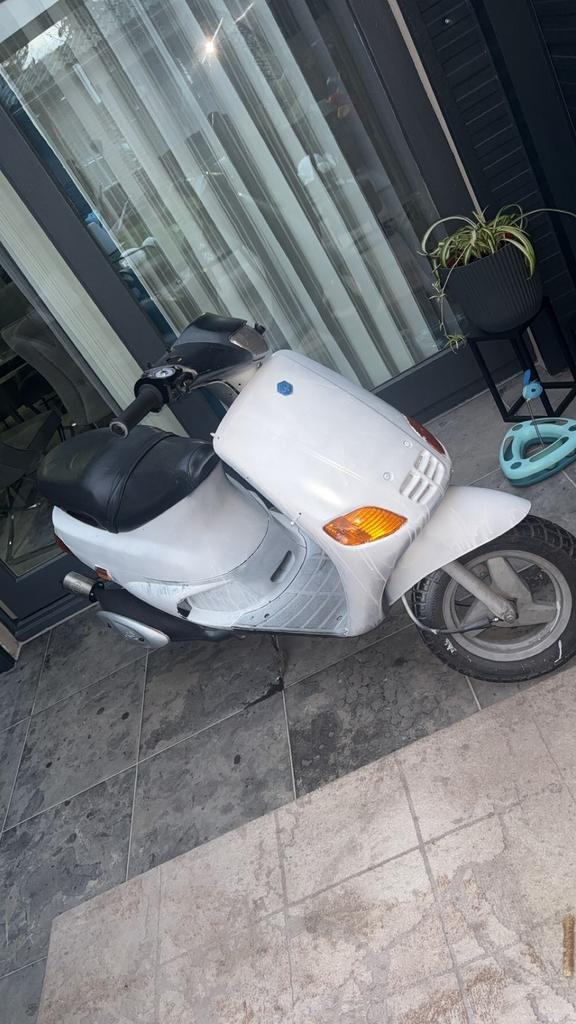 Zip type 1, Fietsen en Brommers, Scooters | Piaggio, Zo goed als nieuw, Zip, Tweetakt, Ophalen