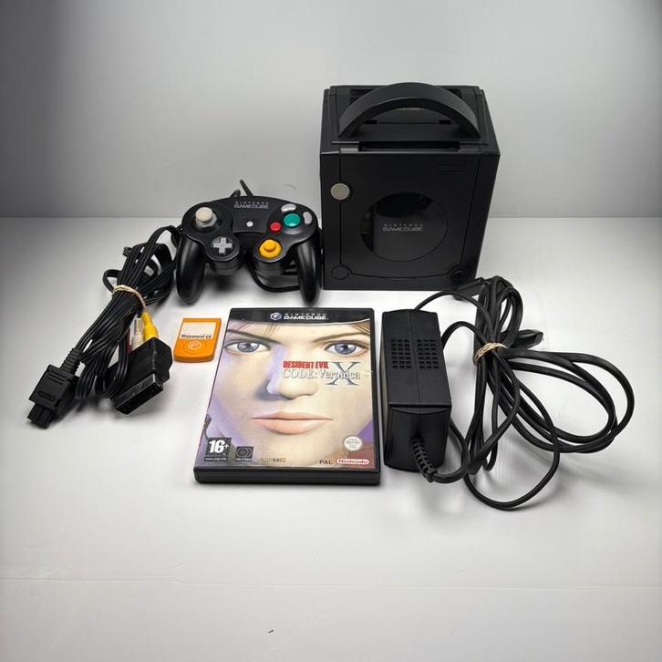 Nintendo GameCube + Resident Evil, Consoles de jeu & Jeux vidéo, Consoles de jeu | Nintendo GameCube, Utilisé, Noir, Avec 1 manette