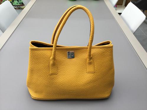 Handtas CRINKLES oker ALS NIEUW Tassen Damestassen 2dehands