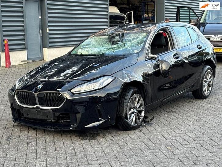 BMW 1-serie 123 xDrive, navigatie, camera, PDC, Auto's, BMW, Te koop, 1 Reeks, 360° camera, 4x4, ABS, Achteruitrijcamera, Adaptive Cruise Control