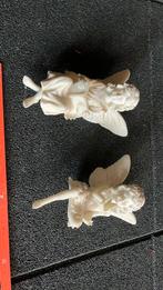 Twee boekenplank engeltjes, Verzamelen, Beelden en Beeldjes, Ophalen, Zo goed als nieuw