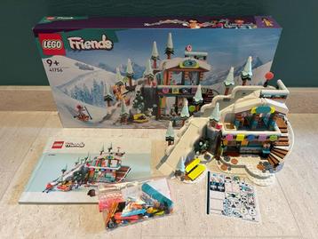 LEGO 41756 Holiday Ski Slope and Café beschikbaar voor biedingen