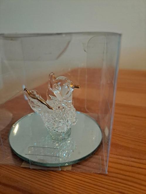 4 beeldjes Swaroski op spiegeltje.NIEUW, Verzamelen, Swarovski, Nieuw, Figuurtje, Ophalen of Verzenden