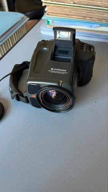 Chinon GS-8 Reflex Zoom 35mm vintage camera met zoomlens beschikbaar voor biedingen