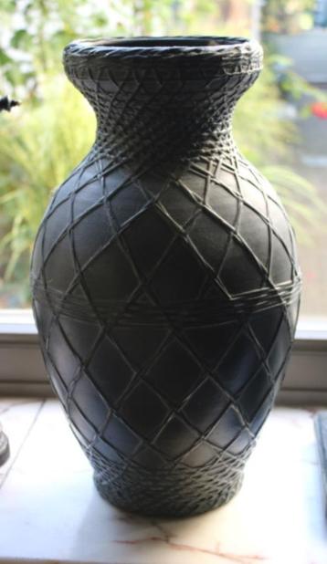 Vase en faïence verte vers 1950 CK, Enlèvement
