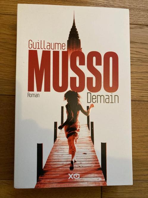 Demain de Guillaume Musso, Boeken, Romans, Zo goed als nieuw, Ophalen of Verzenden