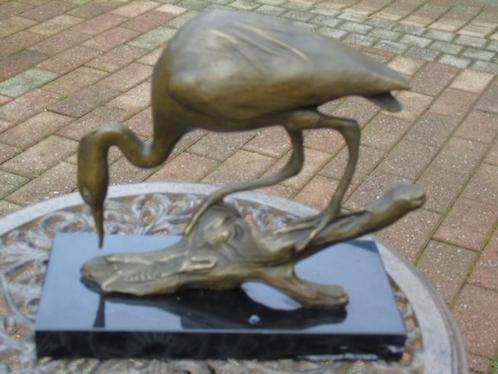 Bronzen reiger op boomstam gesigneerd op marmer., Antiek en Kunst, Antiek | Brons en Koper, Brons, Ophalen
