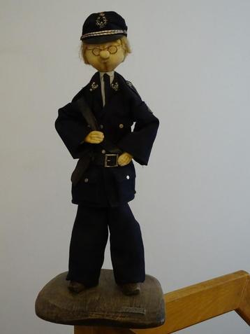 figurine police sncb nmbs politie décor statue statuette 