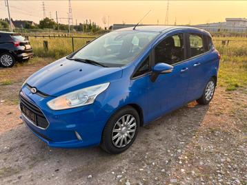 Propere Ford B Max voor export , opmaak of onderdelen. beschikbaar voor biedingen