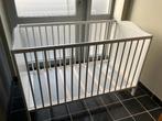 Smagora babybed incl matras en toebehoren - Eeklo, Kinderen en Baby's, Babywiegjes en Ledikanten, Ophalen, Zo goed als nieuw, Ledikant