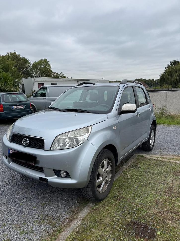 Grijze Daihatsu Terios, Auto's, Daihatsu, Particulier, Terios, 4x4, ABS, Airbags, Airconditioning, Mistlampen, Radio, Trekhaak