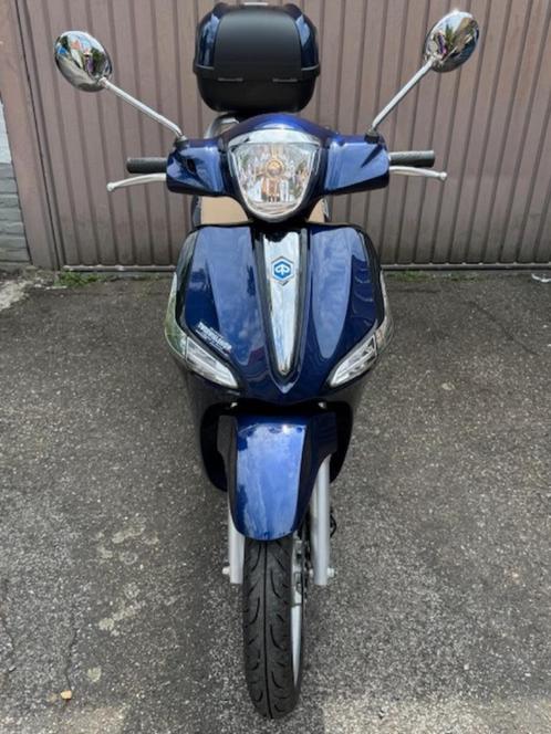 PIAGGIO LIBERTY 50CC 45 KMH Nieuwstaat 1065 km, Fietsen en Brommers, Scooters | Piaggio, Zo goed als nieuw, Overige modellen, Klasse B (45 km/u)