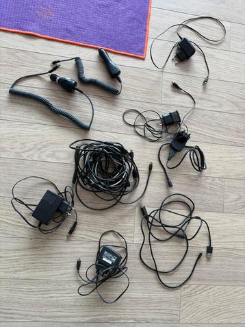 Opladers en adapters  beschikbaar voor biedingen