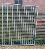 2 grilles de chenil, Dieren en Toebehoren, Ophalen