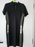 Kleed versace, Kleding | Dames, Jurken, Ophalen of Verzenden, Zo goed als nieuw, Maat 46/48 (XL) of groter, Zwart