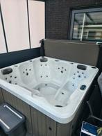 Jacuzzi Balboa pour 5 personnes, Jardin & Terrasse, Bains à remous et Spas, Enlèvement, Utilisé, Escalier, Fixé