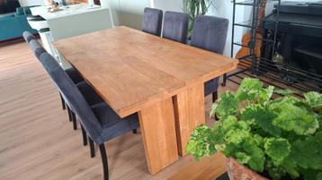 Teak meubel - eettafel beschikbaar voor biedingen