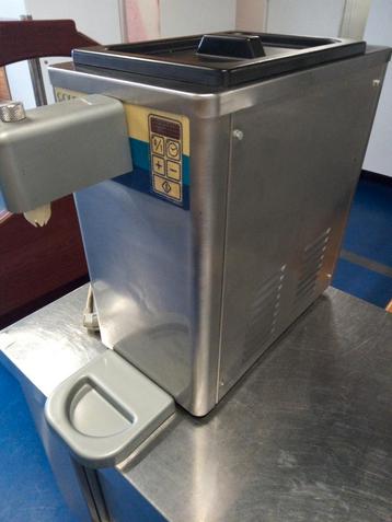 Corema Telme slagroom machine, Enlèvement, Comme neuf