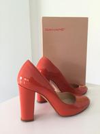 Oranje pumps, Canapé, maat 37 In perfecte staat, Vêtements | Femmes, Chaussures, Enlèvement ou Envoi, Escarpins, Porté, Orange