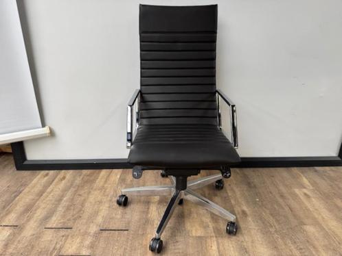 Zwarte kunstleder bureaustoel hoge rug, Huis en Inrichting, Zitzakken, Gebruikt, Overige typen, Zwart, Ophalen
