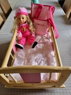 Poppenbedje hout roze met pop, Kinderen en Baby's, Ophalen, Zo goed als nieuw, Overige typen