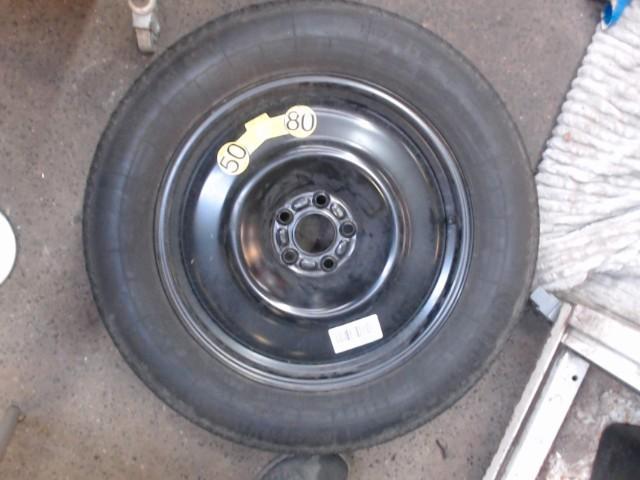 Roue Range Rover Evoque 5 trous 155/85r18 2011-2015 LP/15172, Autos : Pièces & Accessoires, Autres pièces automobiles, Rover, Utilisé