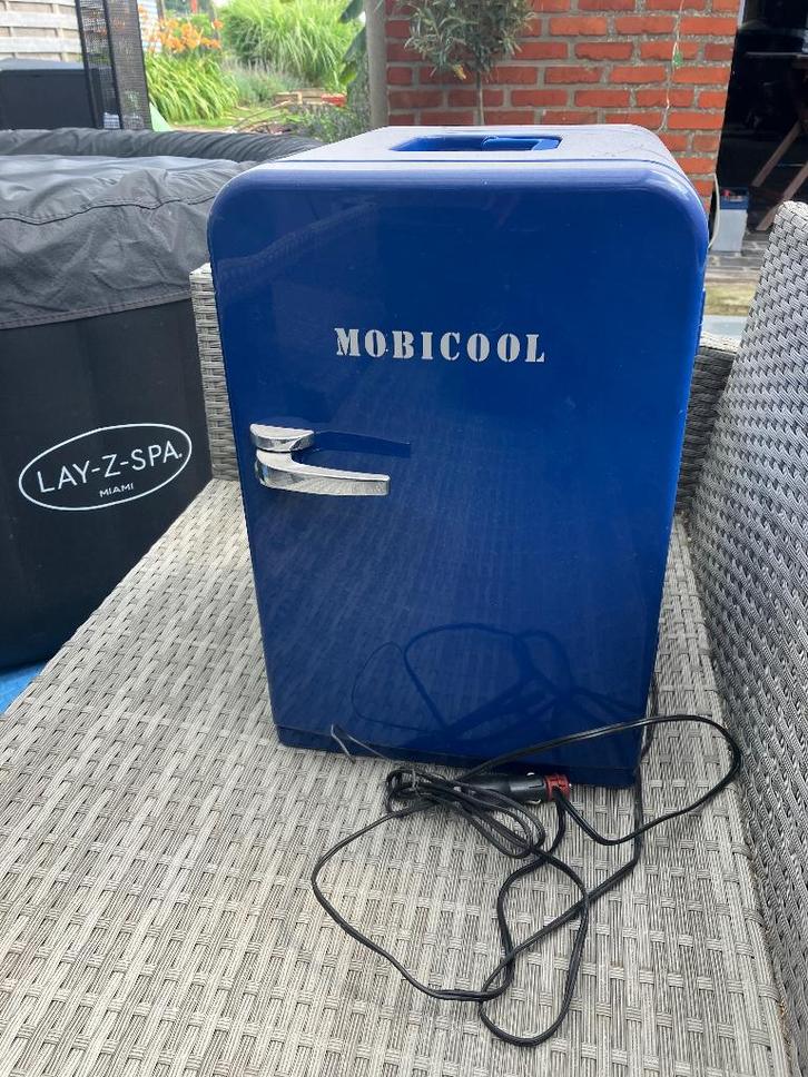 Mini koelkast, Elektronische apparatuur, Koelkasten en IJskasten, Zo goed als nieuw, Zonder vriesvak, Minder dan 75 liter, Minder dan 85 cm