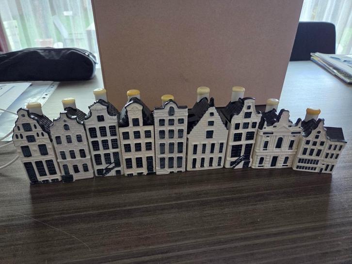 KLM huisjes, Verzamelen, Luchtvaart en Vliegtuigspotten, Zo goed als nieuw, Schaalmodel, Ophalen